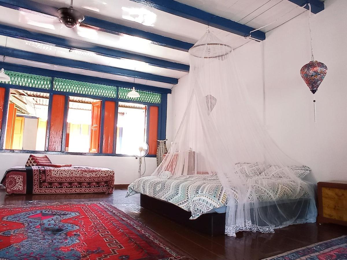 Joti's Oasis Chinatown Holiday home *
